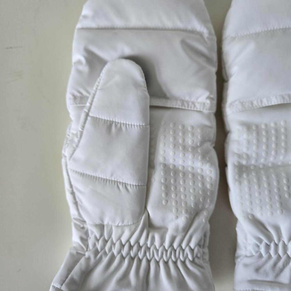 NWT LULULEMON White 600 Fill Goose Down Wunder Puff Gloves Women M/L - Picture 4 of 12